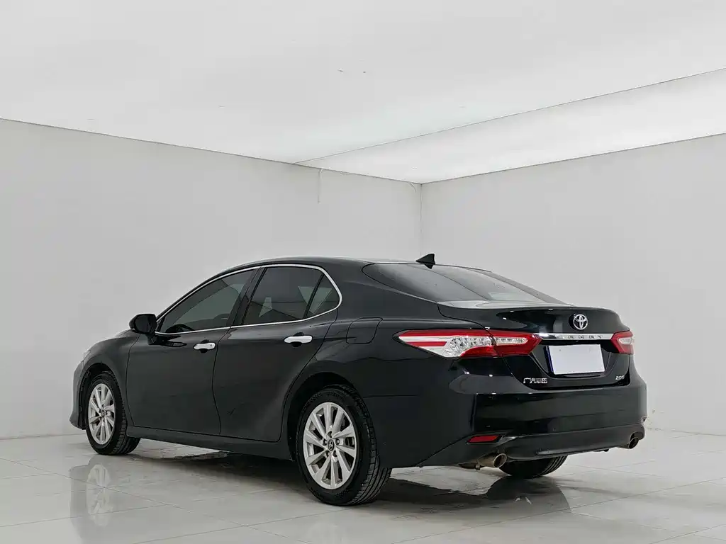 Toyota Toyota Camry 2021 2.0G Luxury Edition 2022 - thumbnail 5