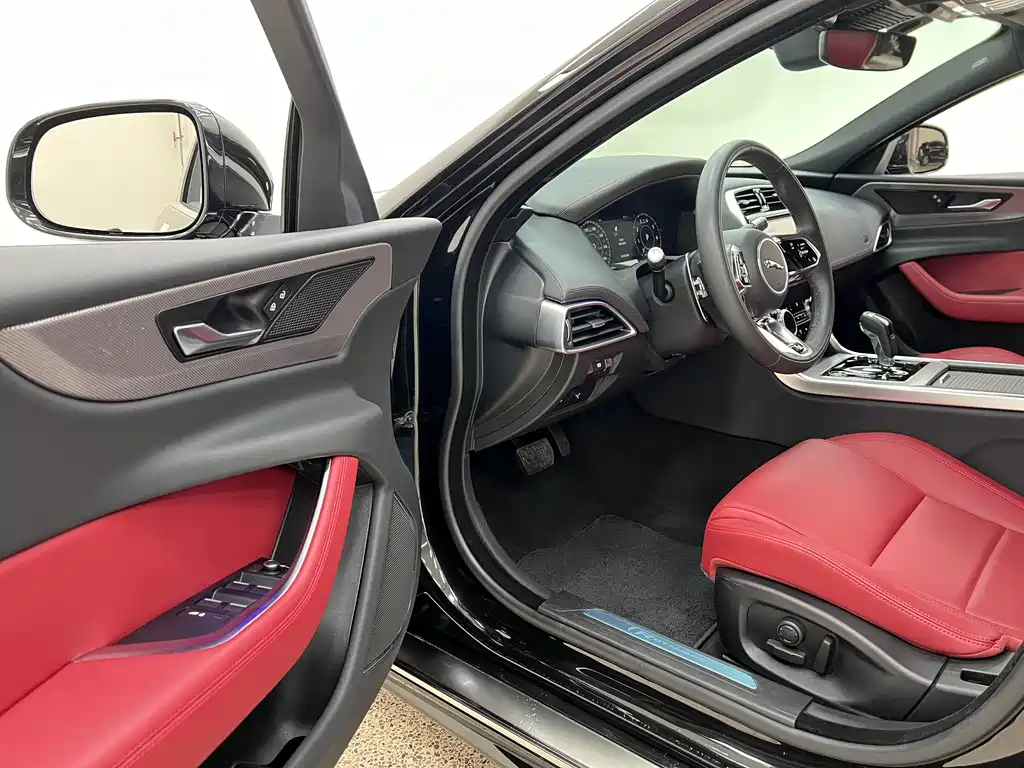 Jaguar Jaguar XEL 2022 2.0T 250PS R-DYNAMIC S Sport 2022 - thumbnail 8