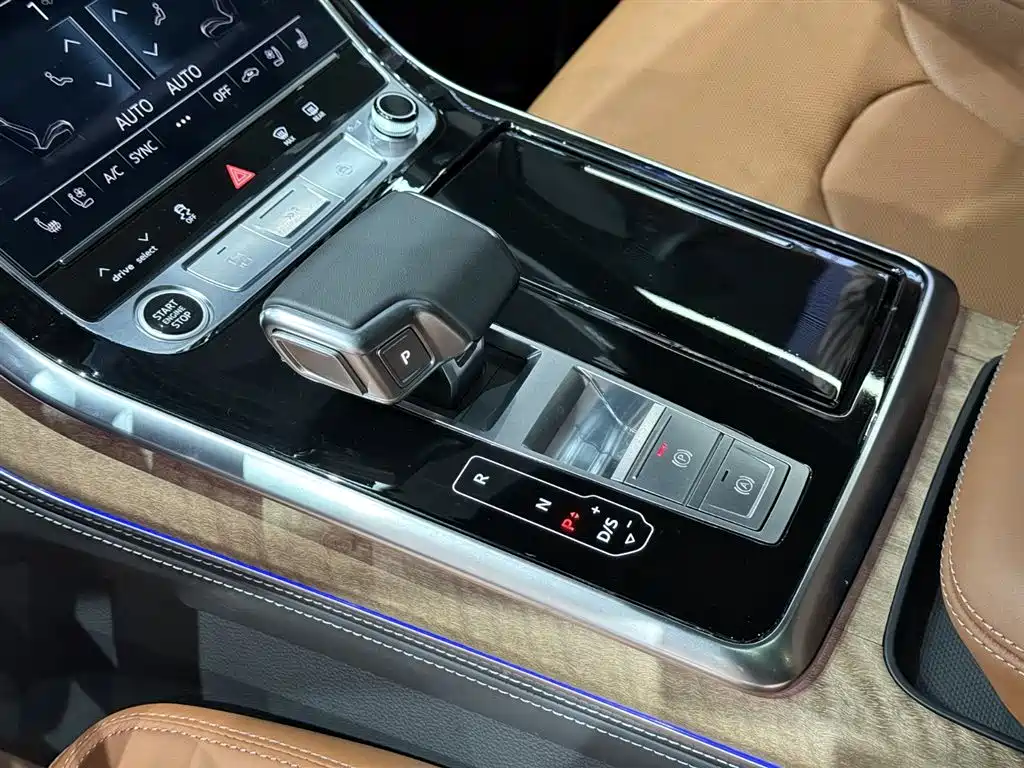 Audi Audi Q7 2025 55 TFSI quattro S line Premium 2025 - thumbnail 17