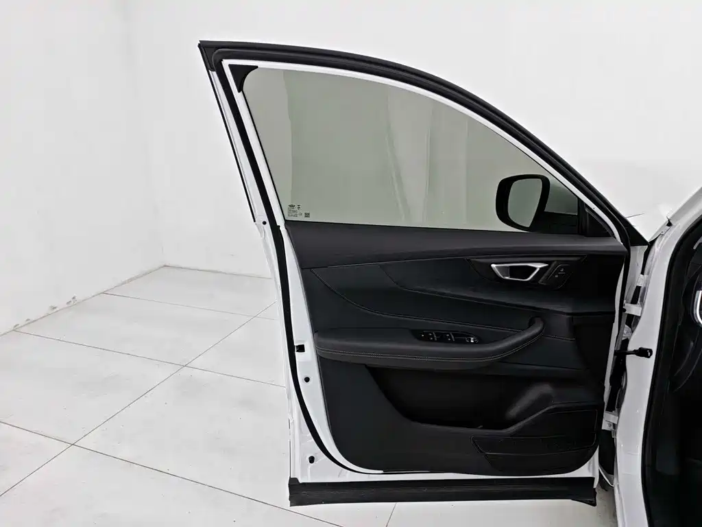 Chery Chery Tiggo 5x 2025 1.5L CVT Excellence Edition 2025 - thumbnail 10