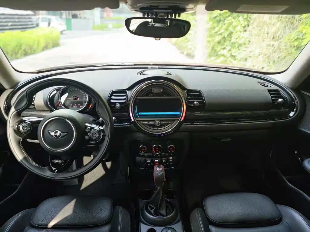 MINI MINI CLUBMAN 2018 1.5T COOPER Artist 2019 - thumbnail 8