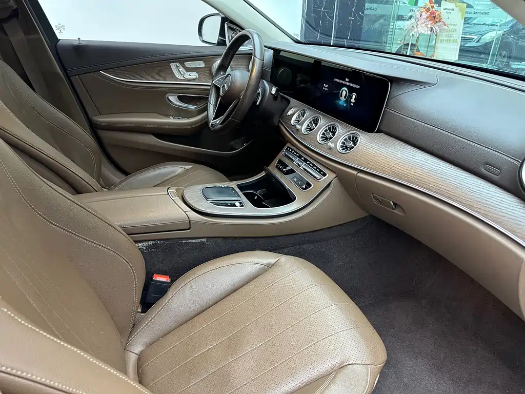 Mercedes-Benz Mercedes-Benz E-Class 2021 E 300 L Fashion Edition 2021 - thumbnail 13