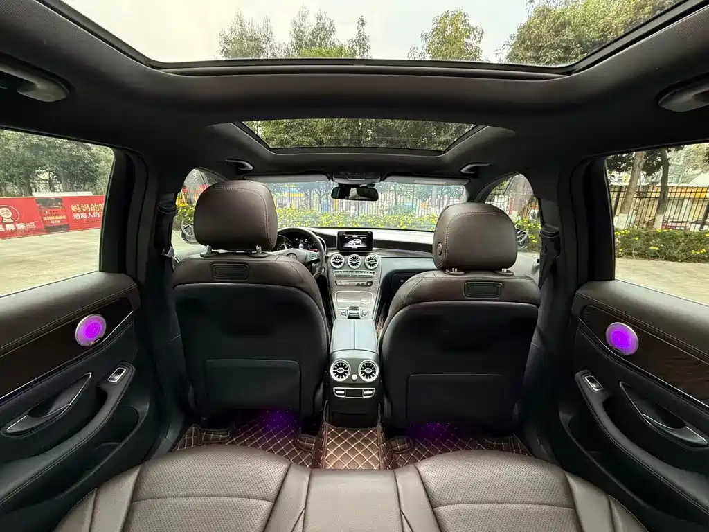 Mercedes-Benz Mercedes-Benz GLC 2018 GLC 300 4MATIC Luxury Model 2018 - thumbnail 9