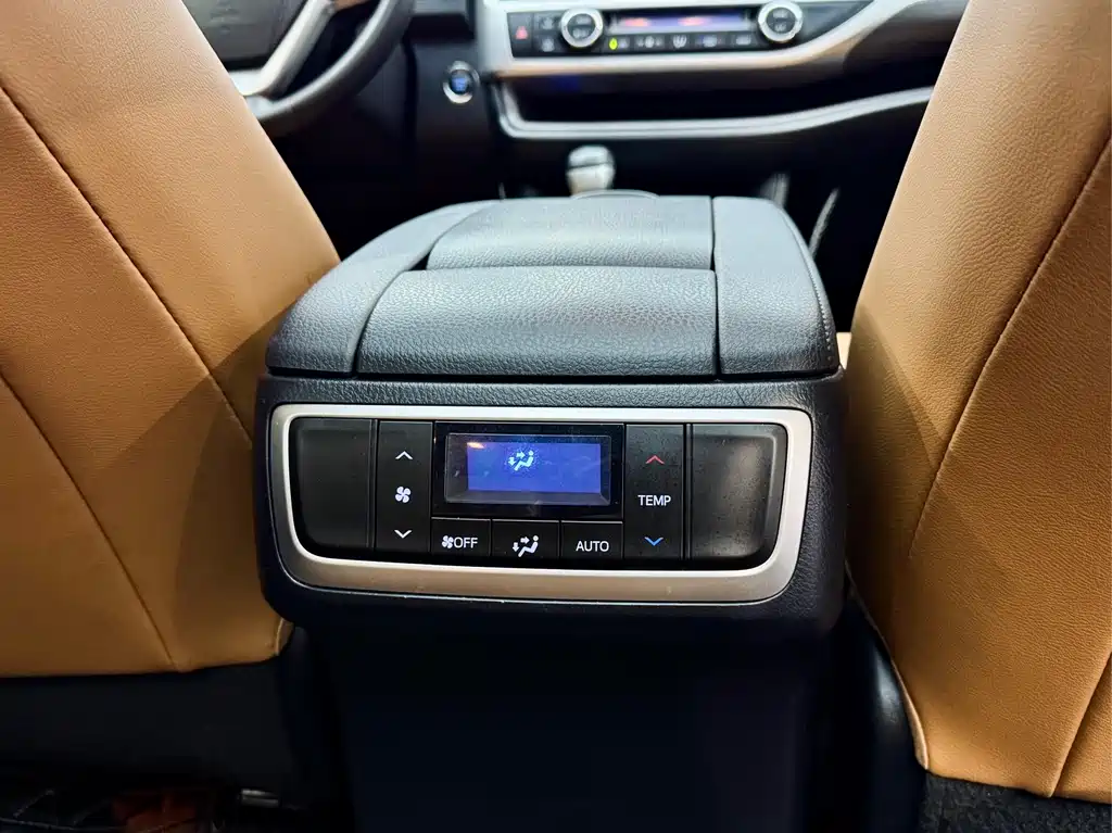 Toyota Toyota Highlander 2018 2.0T AWD Knight Edition 7-seater China VI 2020 - thumbnail 10