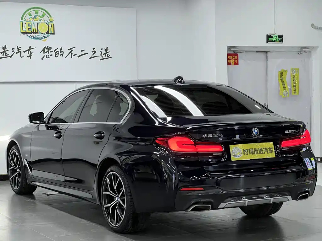 BMW BMW 5 Series 2023 530Li Premium M Sport Package 2023 - thumbnail 5