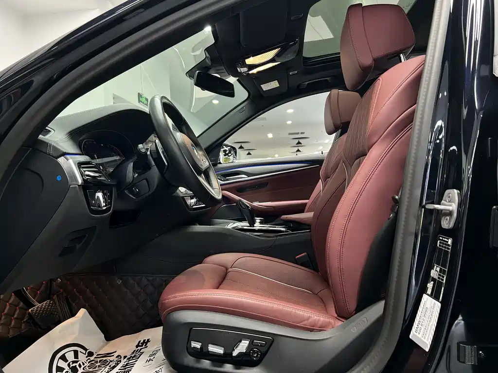 BMW BMW 5 Series 2023 530Li Premium M Sport Package 2023 - thumbnail 17