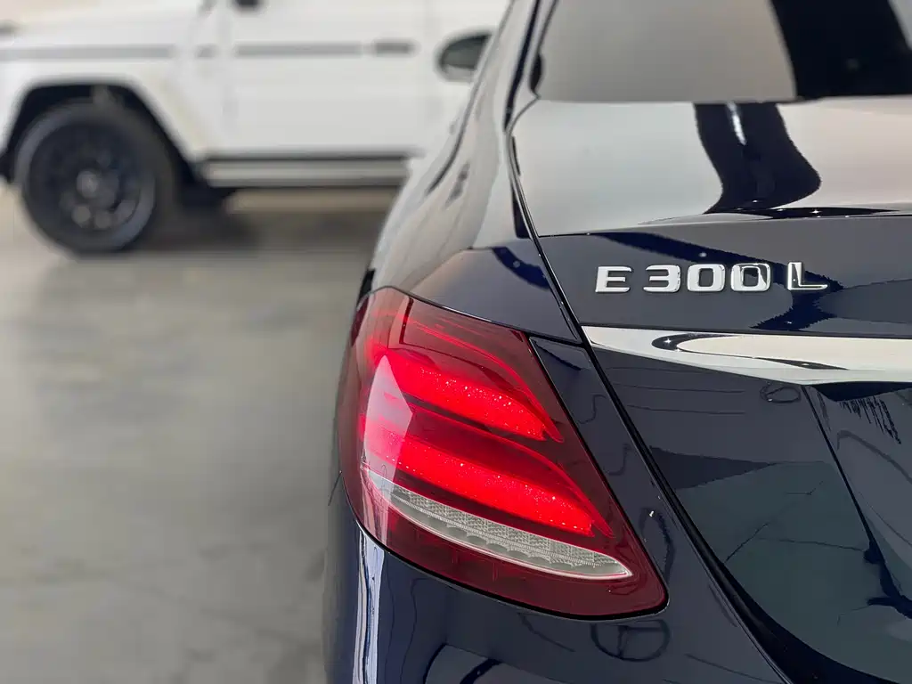 Mercedes-Benz Mercedes-Benz E-Class 2020 Model Year Facelift E 300 L Special Edition 2020 - thumbnail 7