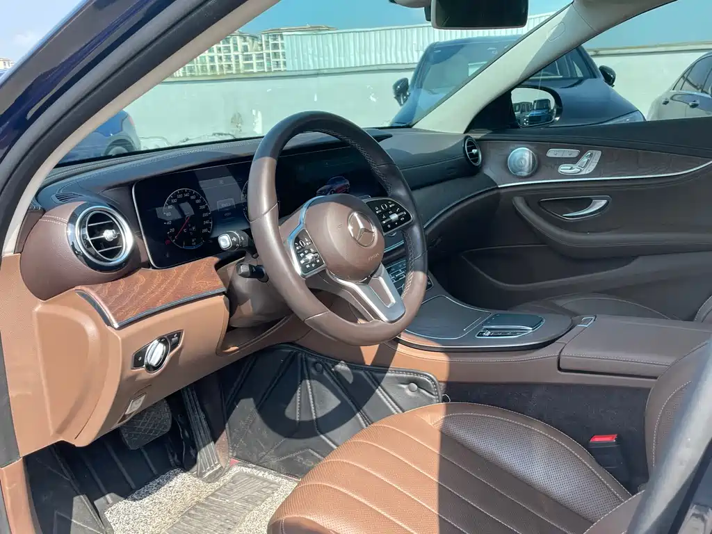 Mercedes-Benz Mercedes-Benz E-Class 2020 Model Year Facelift E 300 L Special Edition 2020 - thumbnail 9
