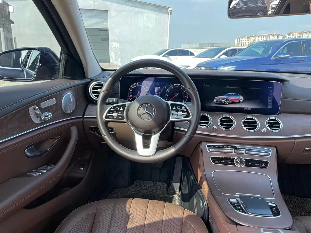 Mercedes-Benz Mercedes-Benz E-Class 2020 Model Year Facelift E 300 L Special Edition 2020 - thumbnail 11