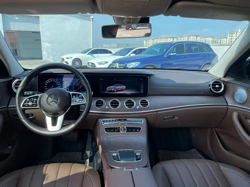 Mercedes-Benz Mercedes-Benz E-Class 2020 Model Year Facelift E 300 L Special Edition 2020 - thumbnail 12