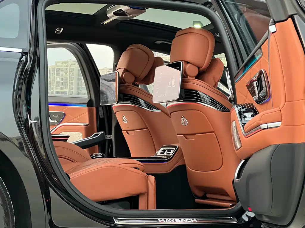 Mercedes-Benz Maybach S-Class 2021 S 580 4MATIC 2022 - thumbnail 7