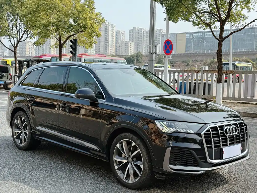 Audi Audi Q7 2020 55 TFSI quattro S line Sport 2020