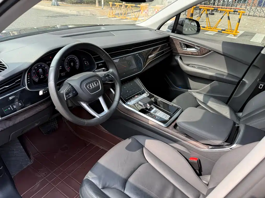 Audi Audi Q7 2020 55 TFSI quattro S line Sport 2020 - thumbnail 8