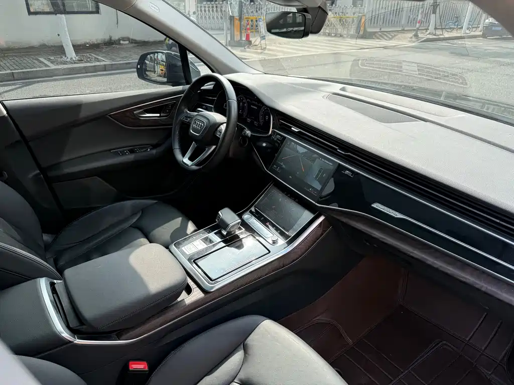 Audi Audi Q7 2020 55 TFSI quattro S line Sport 2020 - thumbnail 10