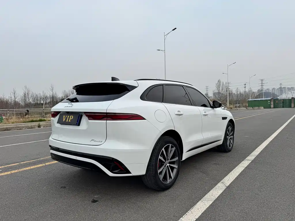 Jaguar Jaguar F-PACE 2024 P250 R-Dynamic SE 2024 - thumbnail 8