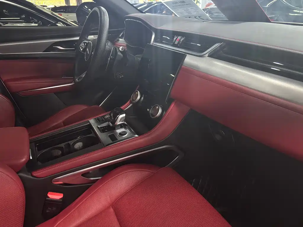 Jaguar Jaguar F-PACE 2024 P250 R-Dynamic SE 2024 - thumbnail 16