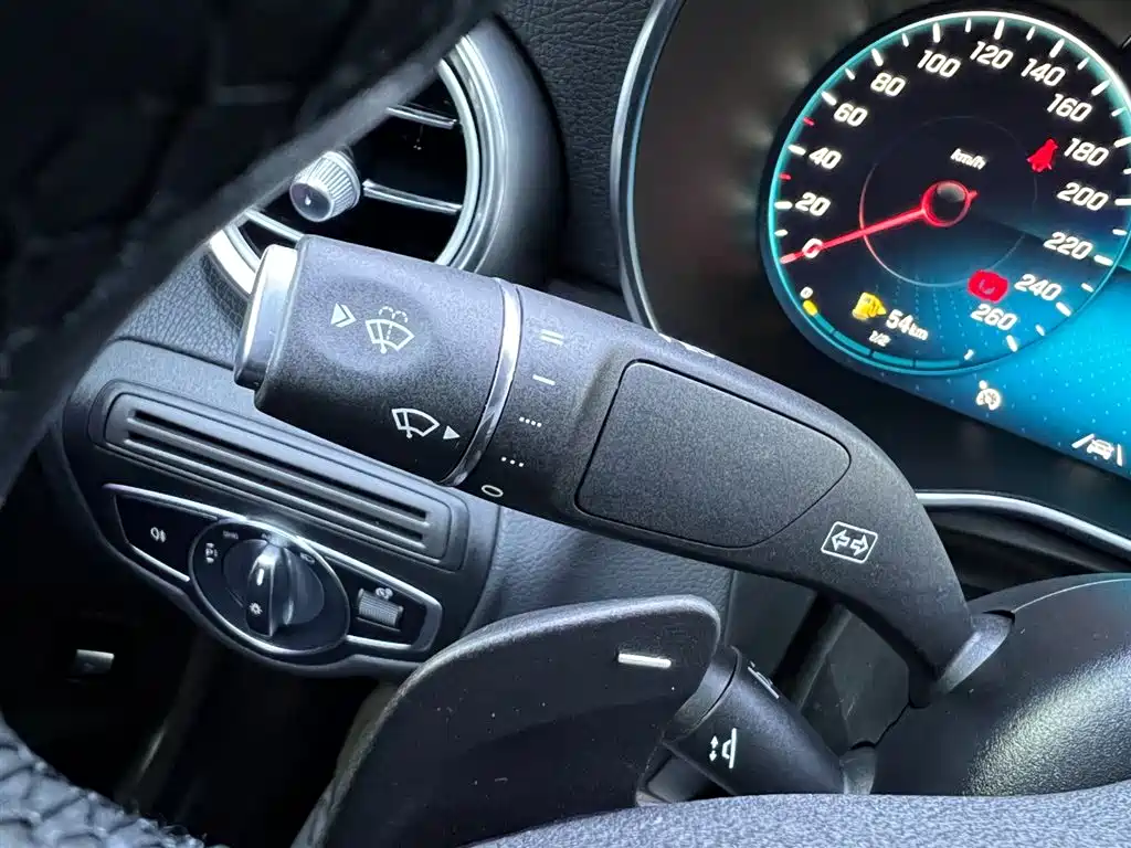 Mercedes-Benz Mercedes-Benz GLC Coupe 2021 GLC 300 4MATIC AMG Line Coupé SUV 2021 - thumbnail 12
