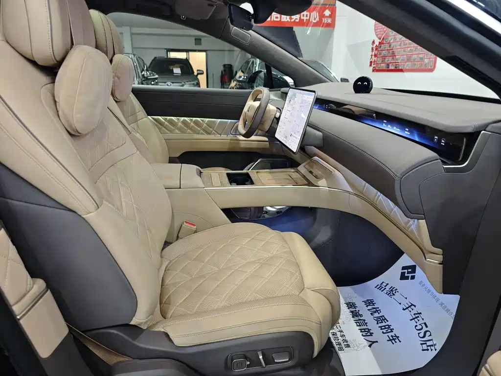 NIO NIO ET9 2025 102kWh Signature Edition 2025 - thumbnail 13