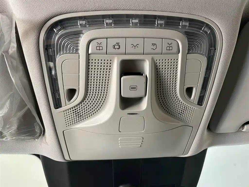 Mercedes-Benz Mercedes-Benz V-Class 2017 V 260 L Edition 2018 - thumbnail 25