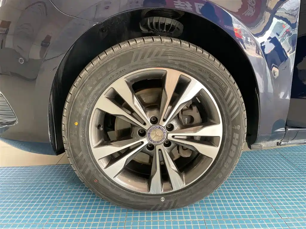 Mercedes-Benz Mercedes-Benz V-Class 2017 V 260 L Edition 2018 - thumbnail 27