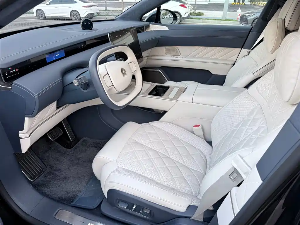 NIO NIO ET9 2025 Model 102kWh 2025 - thumbnail 5