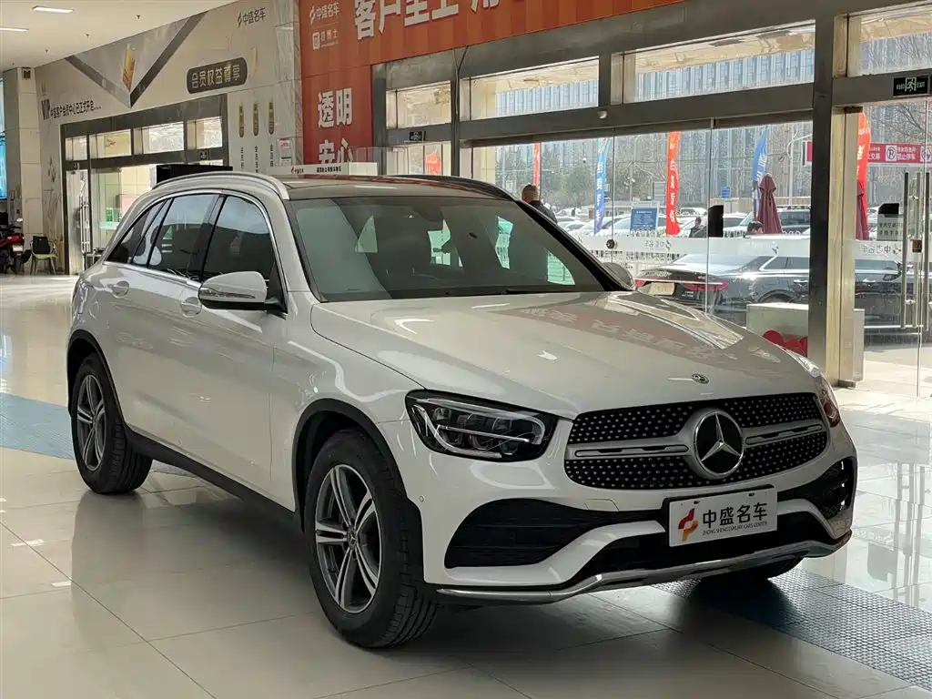 Mercedes-Benz Mercedes-Benz GLC 2020 GLC 260 L 4MATIC Luxury 2019 - thumbnail 3
