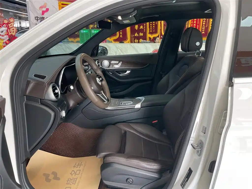 Mercedes-Benz Mercedes-Benz GLC 2020 GLC 260 L 4MATIC Luxury 2019 - thumbnail 12