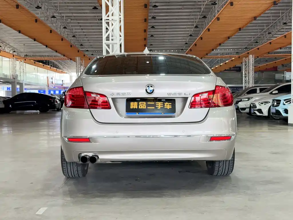BMW BMW 5 Series 2017 525Li Luxury Design Package 2016 - thumbnail 4