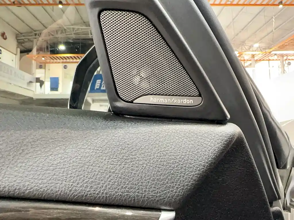 BMW BMW 5 Series 2017 525Li Luxury Design Package 2016 - thumbnail 11