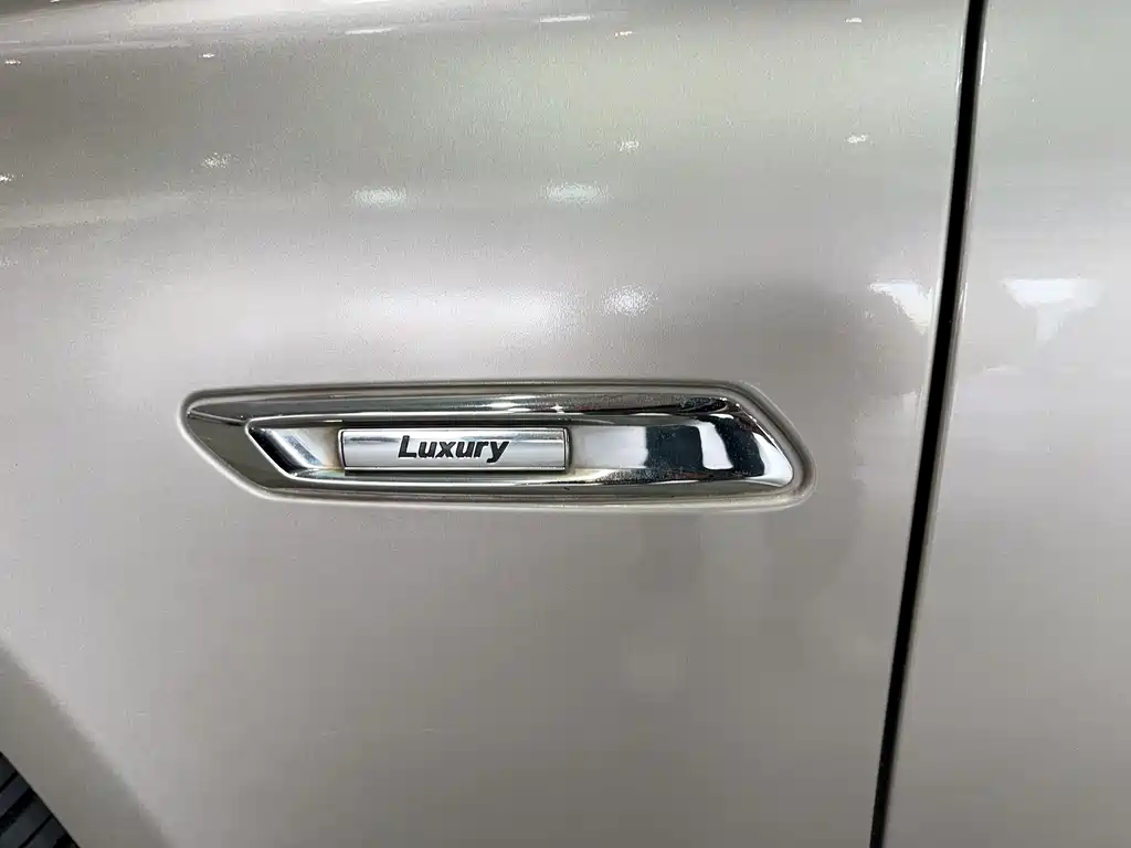 BMW BMW 5 Series 2017 525Li Luxury Design Package 2016 - thumbnail 14