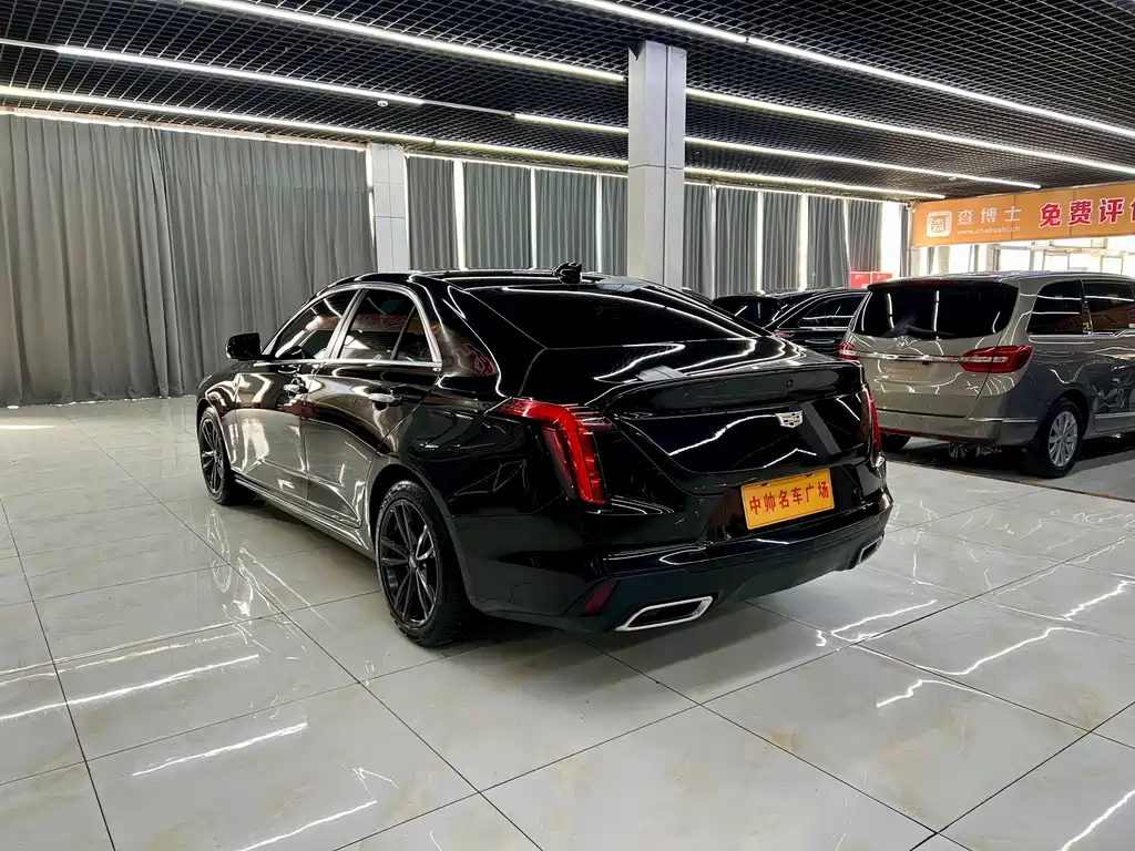 Cadillac Cadillac CT4 2022 28T Luxury 2022 - thumbnail 4