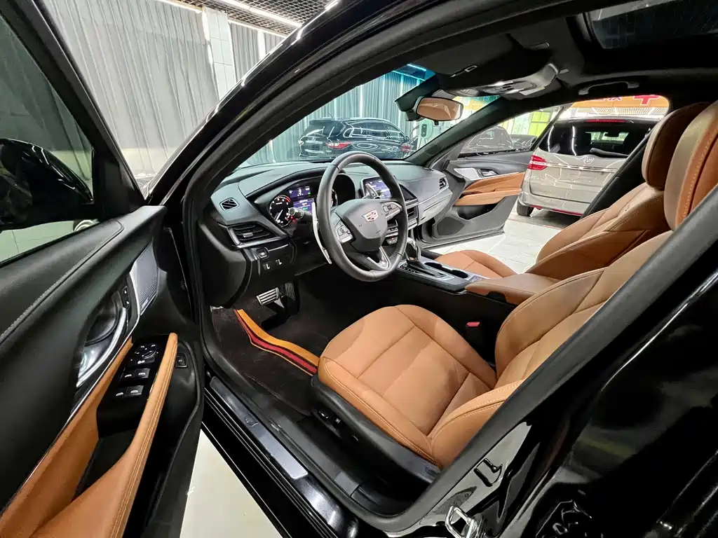 Cadillac Cadillac CT4 2022 28T Luxury 2022 - thumbnail 10