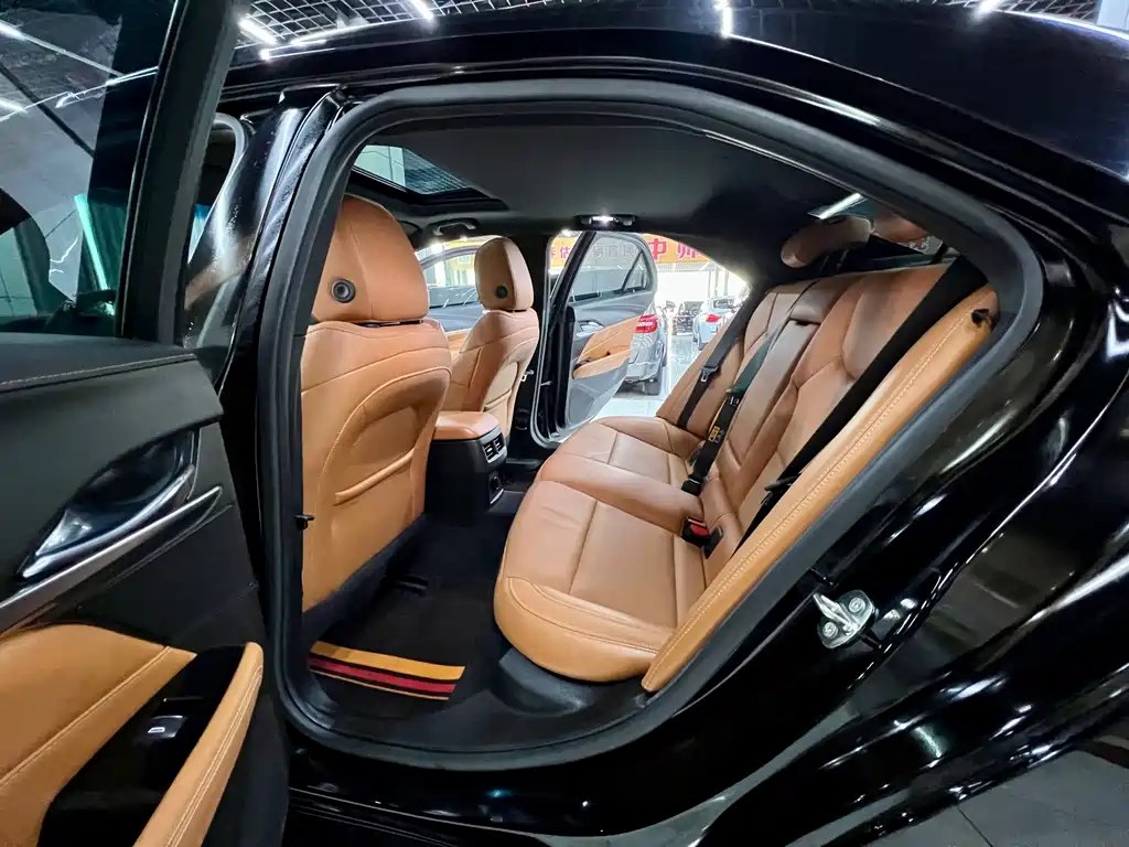 Cadillac Cadillac CT4 2022 28T Luxury 2022 - thumbnail 13
