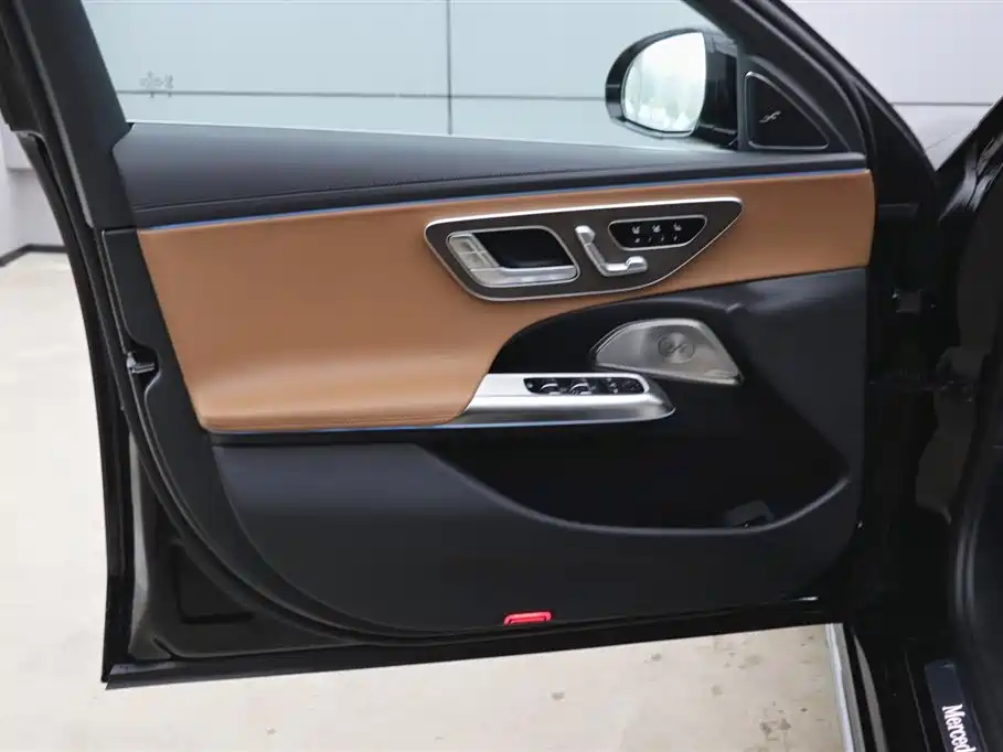 Mercedes-Benz Mercedes-Benz E-Class 2026 E 300 L Luxury Model 2026 - thumbnail 10