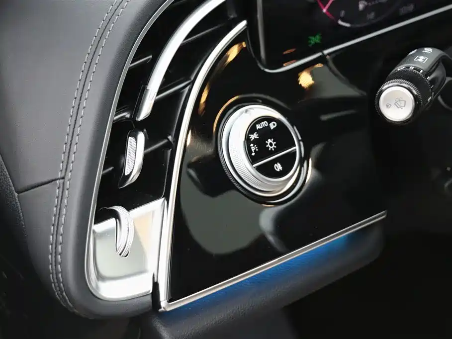 Mercedes-Benz Mercedes-Benz E-Class 2026 E 300 L Luxury Model 2026 - thumbnail 21
