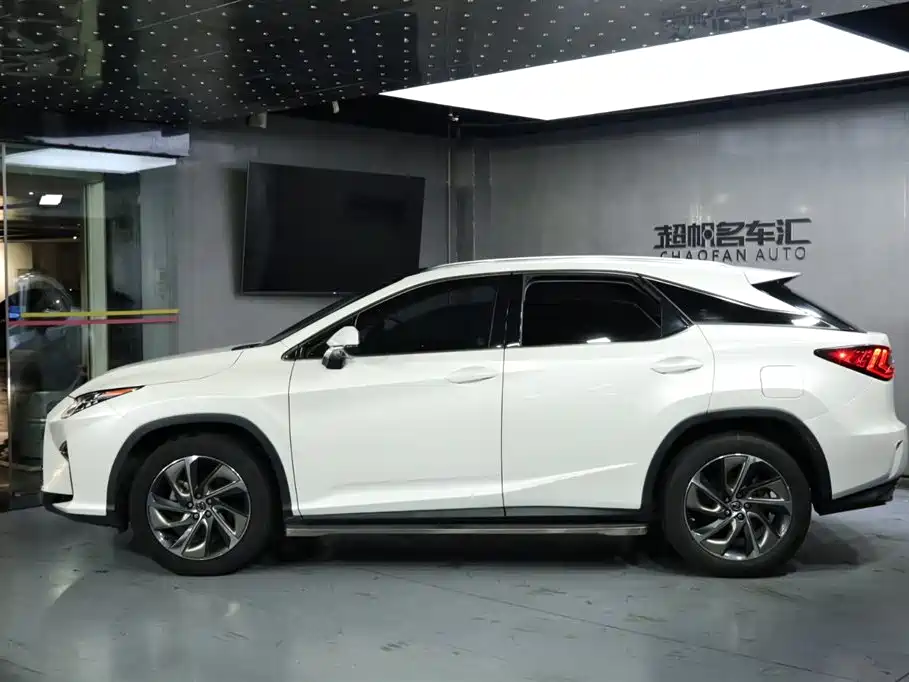 Lexus Lexus RX 300 AWD Elegant Edition 2016 Model China V 2019 - thumbnail 6