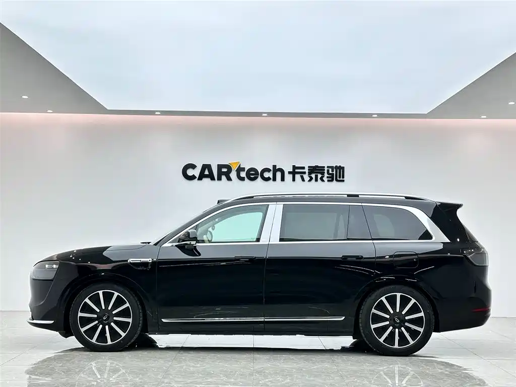 AITO Aito M9 2025 Extended Range Ultra 52kWh 6-seat Version (192-line LiDAR) 2026 - thumbnail 2
