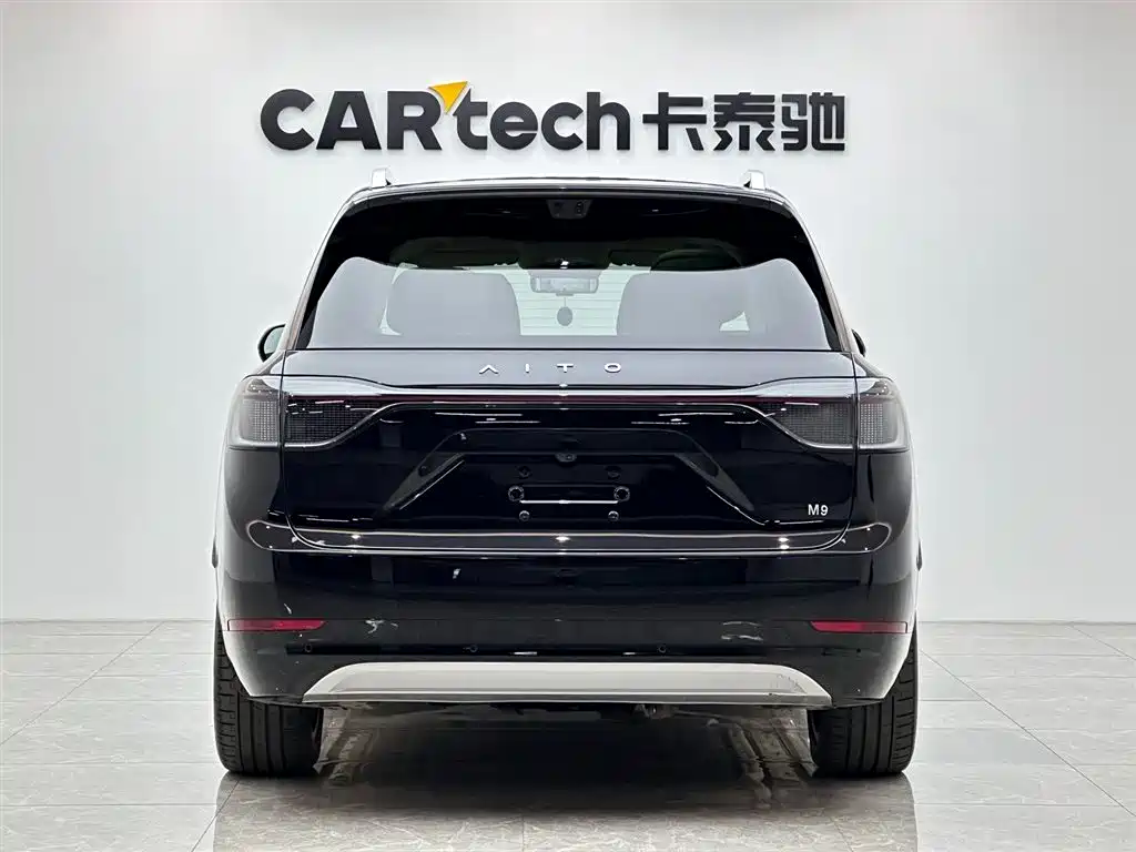 AITO Aito M9 2025 Extended Range Ultra 52kWh 6-seat Version (192-line LiDAR) 2026 - thumbnail 4
