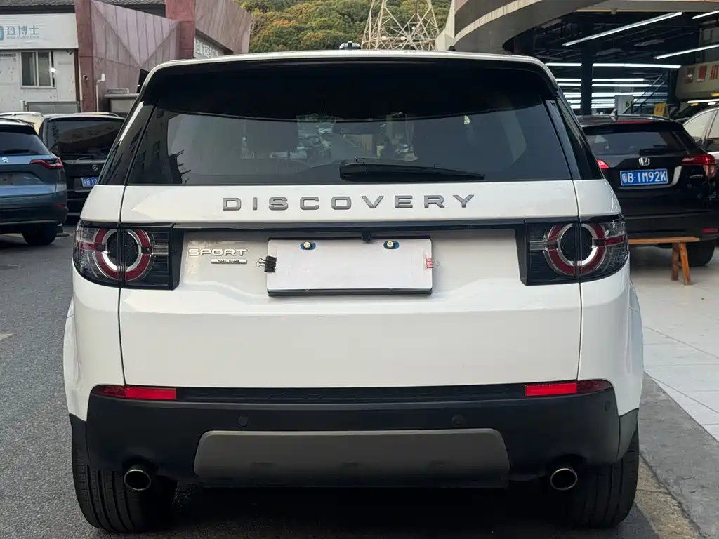 Land Rover Discovery Sport 2016 2.0T SE 2016 - thumbnail 4