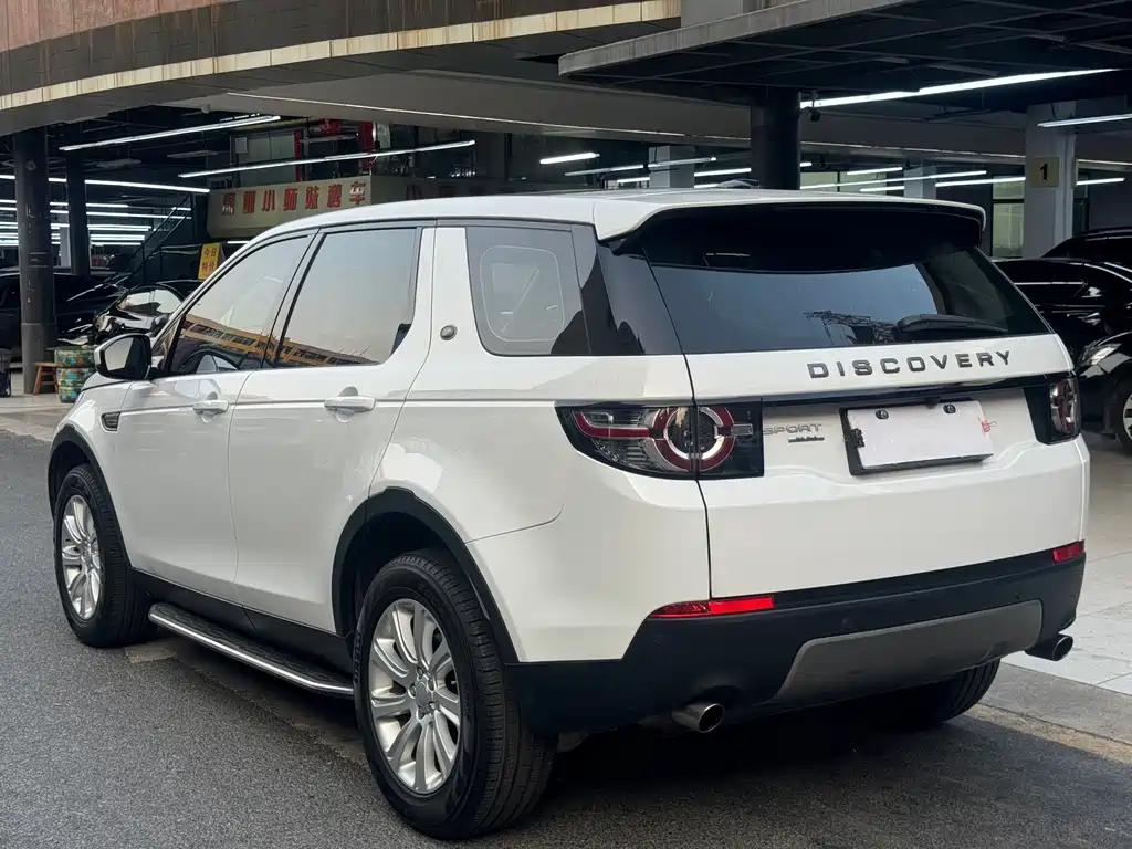 Land Rover Discovery Sport 2016 2.0T SE 2016 - thumbnail 6