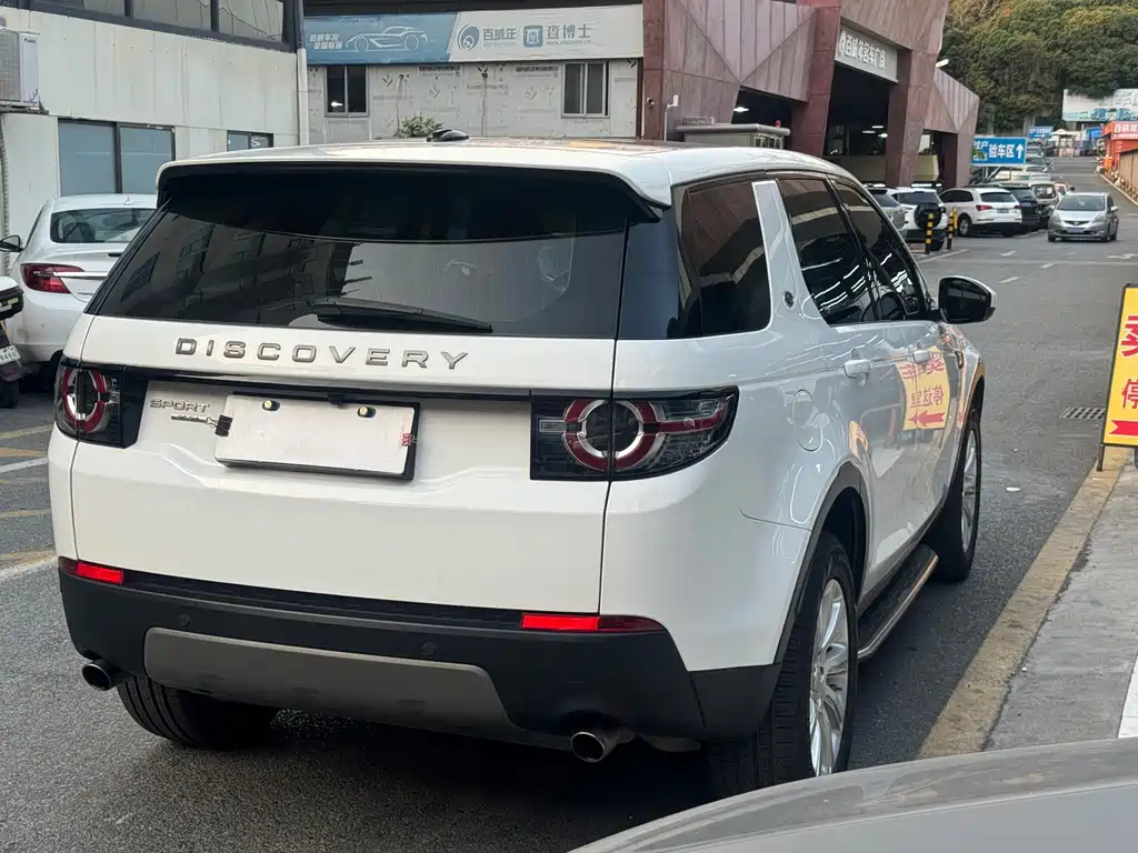 Land Rover Discovery Sport 2016 2.0T SE 2016 - thumbnail 7