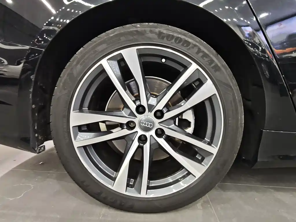 Audi Audi A6L 2020 40 TFSI Luxury Dynamic Edition 2020 - thumbnail 8
