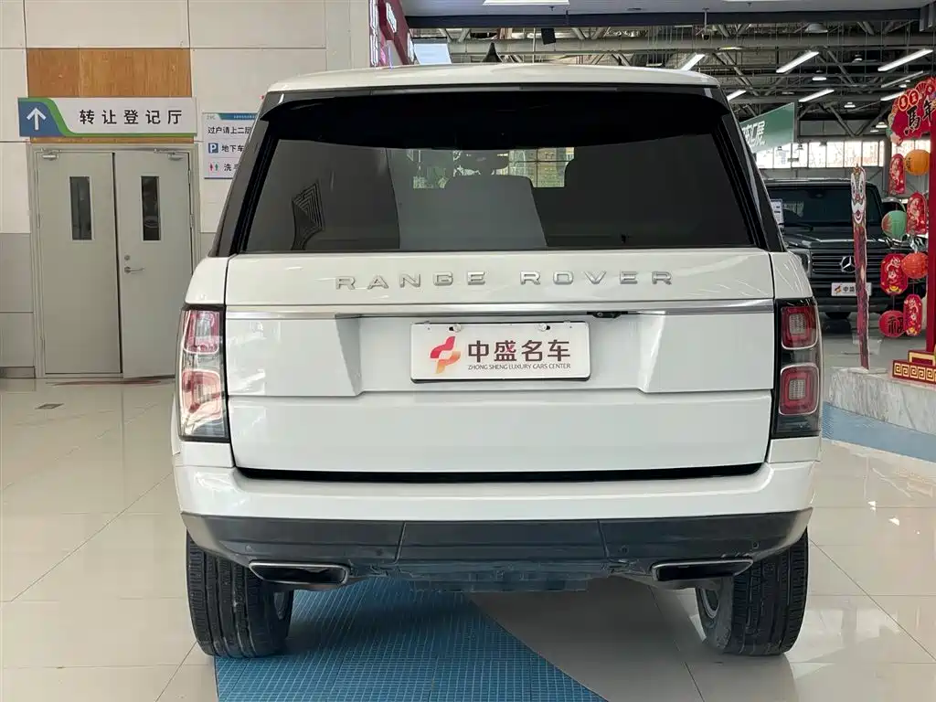 Land Rover Range Rover 2018 3.0 SC V6 Vogue Heritage Edition 2018 - thumbnail 6
