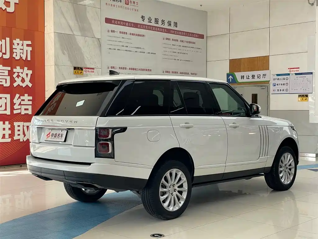 Land Rover Range Rover 2018 3.0 SC V6 Vogue Heritage Edition 2018 - thumbnail 7