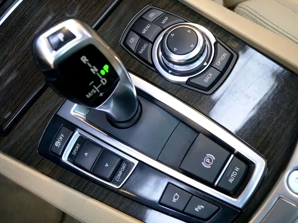 BMW BMW 7 Series 2010 4.4T Hybrid 2012 - thumbnail 19
