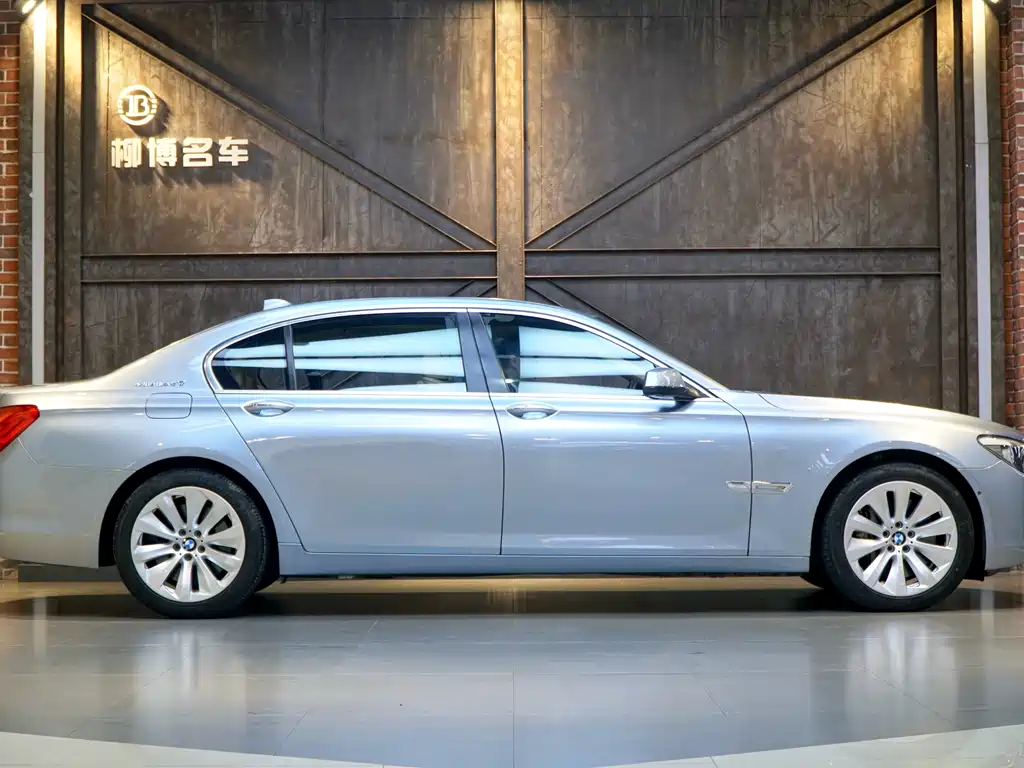 BMW BMW 7 Series 2010 4.4T Hybrid 2012 - thumbnail 23