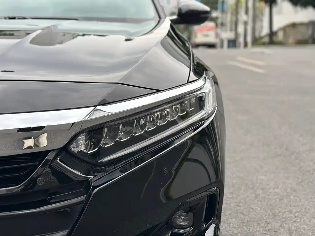 Honda Honda Accord 2022 Hybrid 2.0L Sharp Edition 2023 - thumbnail 9