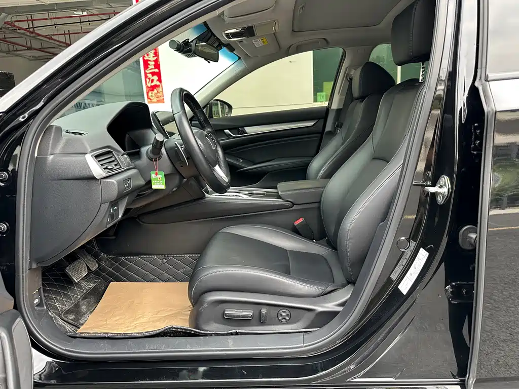Honda Honda Accord 2022 Hybrid 2.0L Sharp Edition 2023 - thumbnail 11
