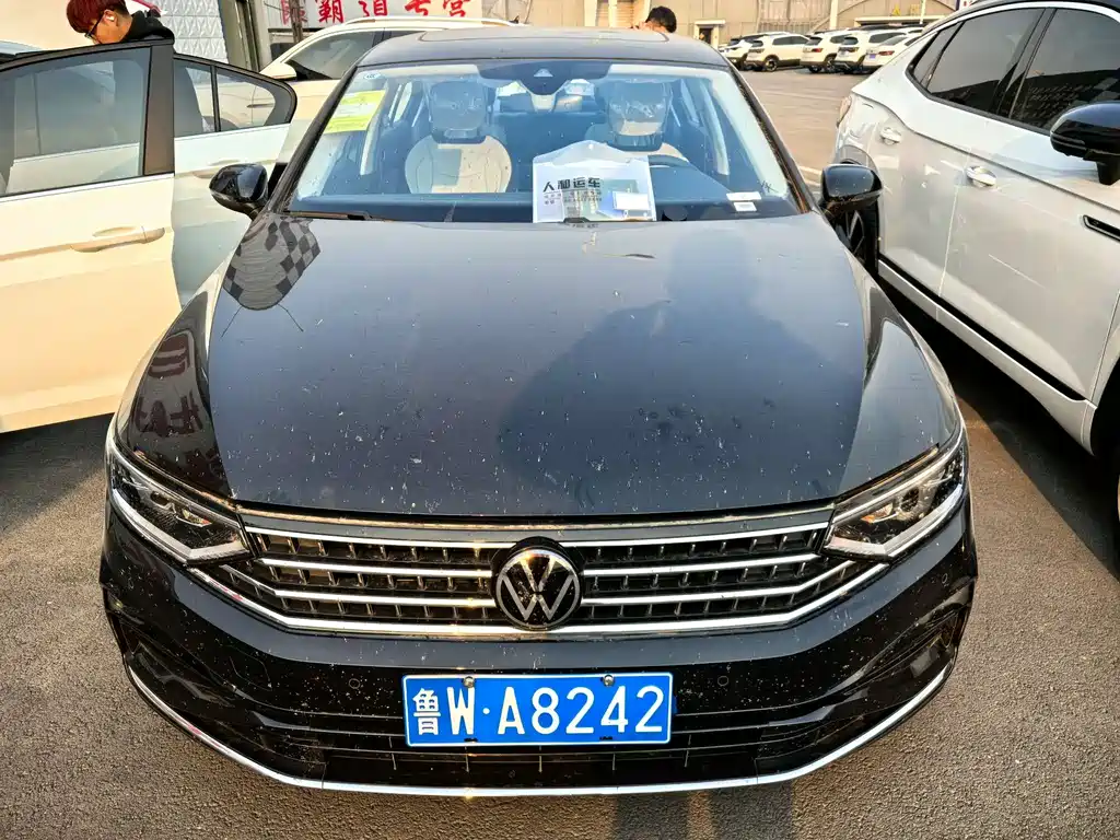 Volkswagen Magotan 2026 3000th Selection 380TSI DSG Luxury 2026 - thumbnail 2