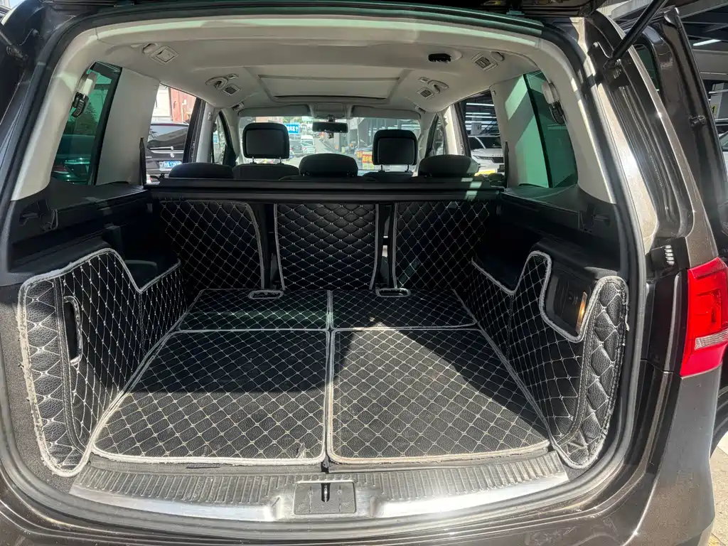 Volkswagen Sharan 2014 2.0TSI Comfort Line 2017 - thumbnail 13